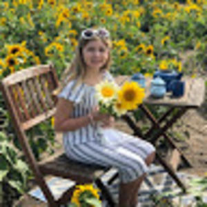 Meet your Posher, Alyssa